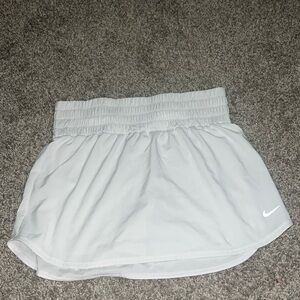 Women’s one ultra high waisted skort size L